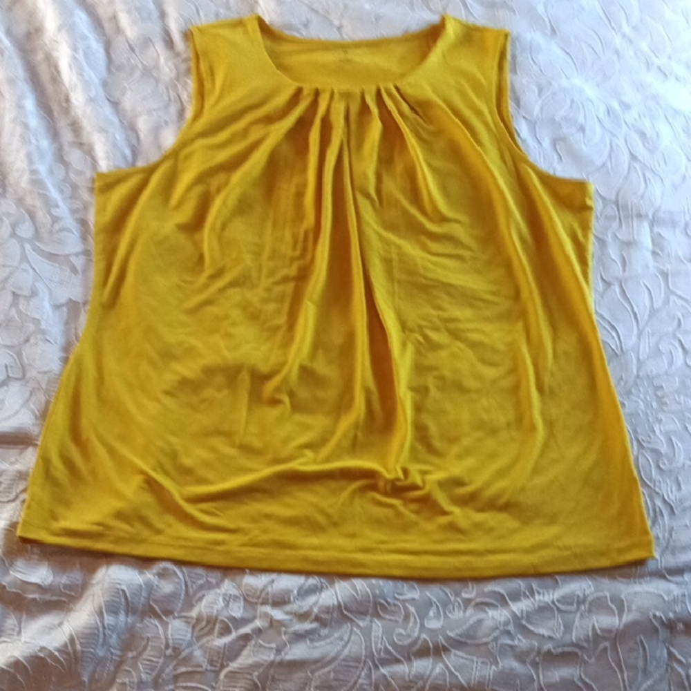 Worthington Vibrant Yellow Tank Top